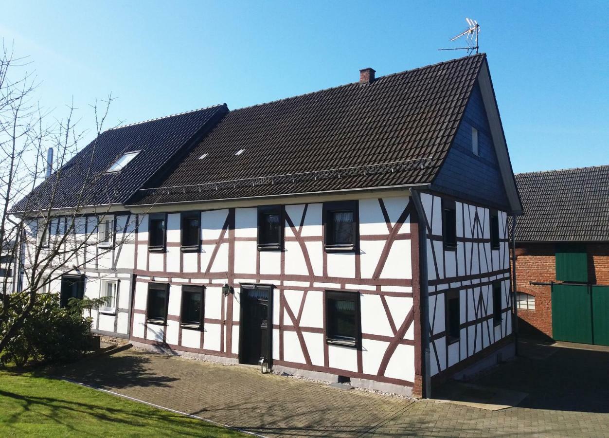 Graefrath Gaestehaus Neunkirchen-Seelscheid Neunkirchen  Екстериор снимка